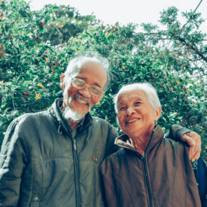 a couple of seniors smiling 