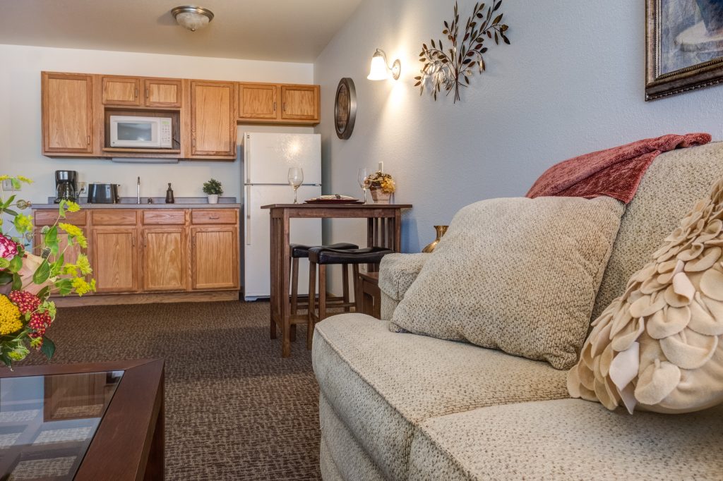Deer Creek New Berlin Heritage Senior Living Community