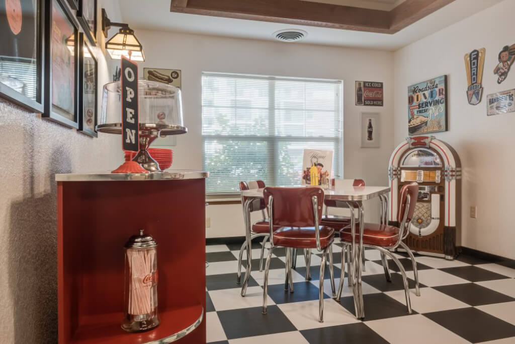 Monona-Reminiscence-Room-Low-Angle-1024x682