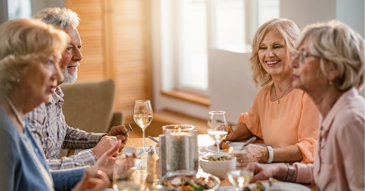 Communal dining in assisted living