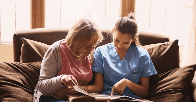 two ladies reading